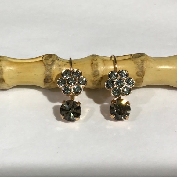 Rose Gold Earring with swarovski - Picture 2 of 3